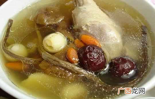 鲜美鸡汤这样做好吃 煲鸡汤的做法大全