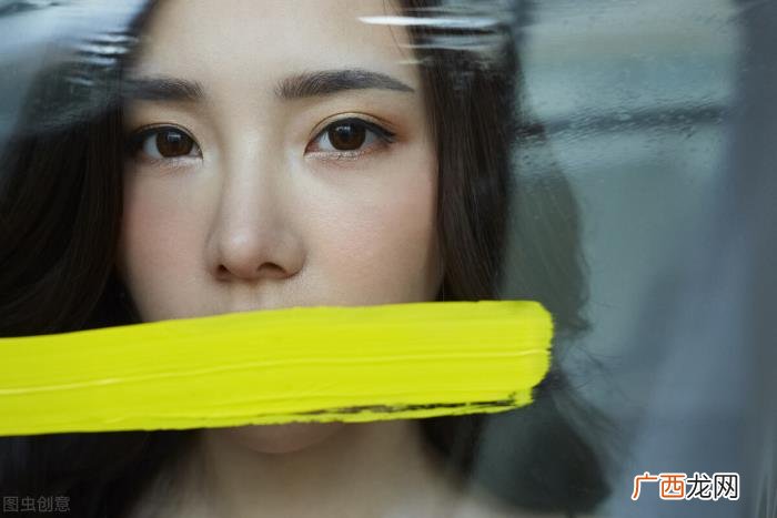 挽回男友应该说什么，分手后发什么说说挽回他
