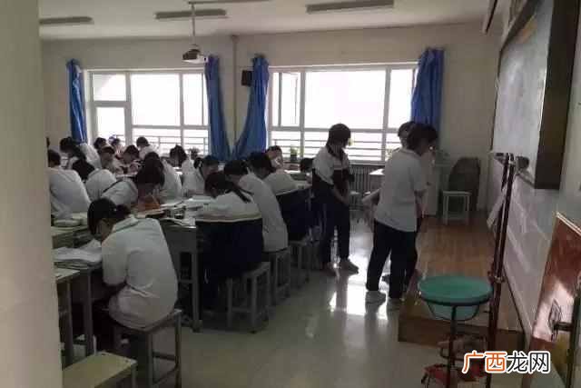 如何增强班级凝聚力(班主任如何增强班级凝聚
