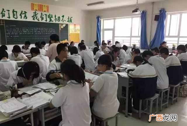 如何增强班级凝聚力(班主任如何增强班级凝聚