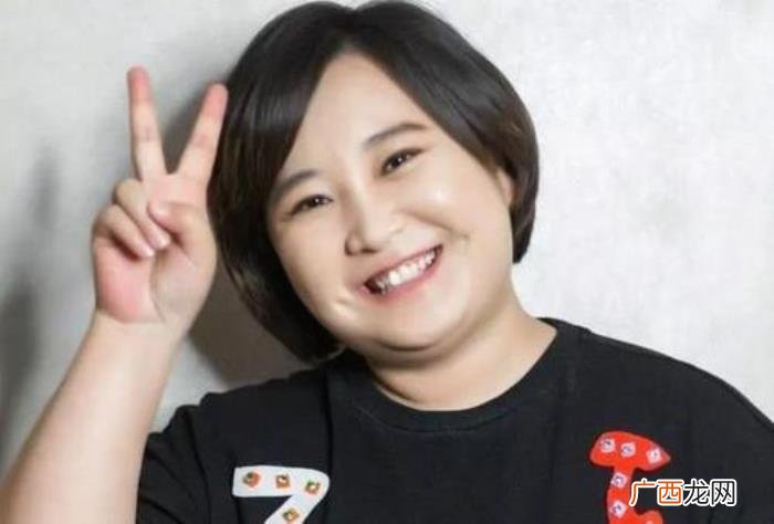 张小斐感情经历,贾玲和张小斐的感情