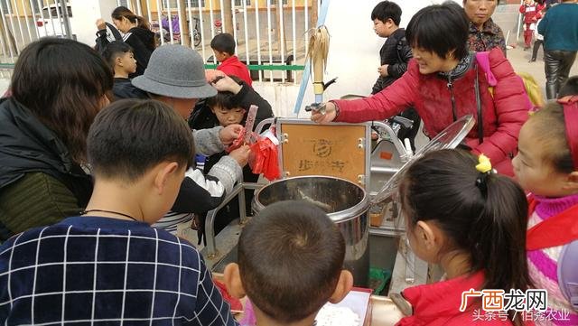 家门口卖点啥好呢,农村致富好项目农村创业小项目视频