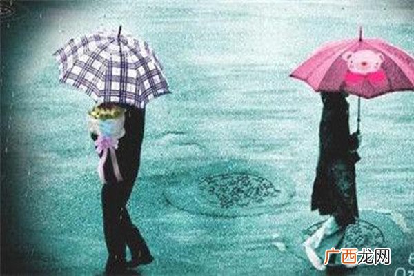 分手后异地恋男友能挽回吗分手后异地恋男友值得挽回吗