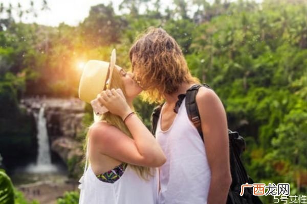 女人挽回男人丢脸吗主动挽回男友的注意事项