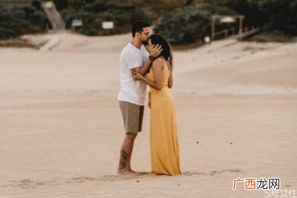 女人挽回男人的技巧想要挽回男人的心这样做