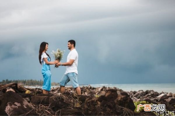 妻子出轨了值得挽回吗老婆出轨了还能挽回吗