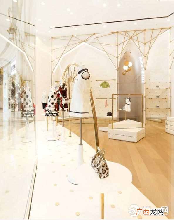 装修效果图 儿童服装店装修风格和设计