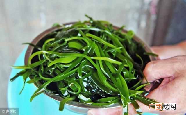 痤疮怎样治疗（关于痤疮的权威书籍、严重痤疮