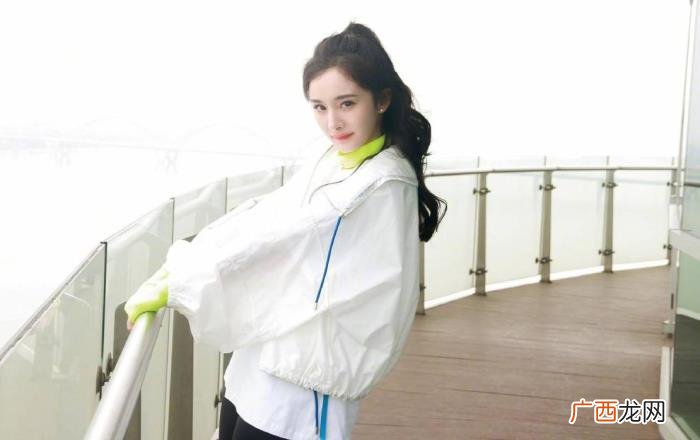杨幂最早演的电视剧小时候，原来杨幂才是最早的星女郎