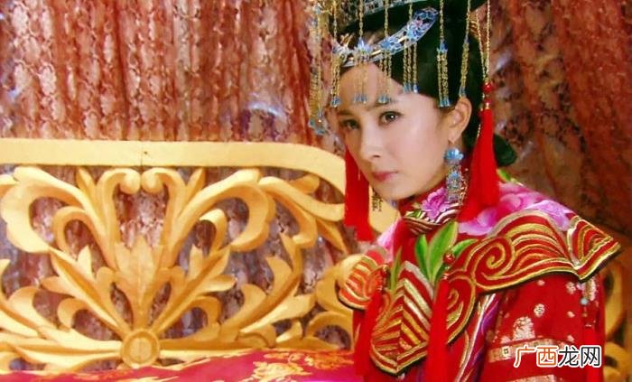 杨幂最早演的电视剧小时候，原来杨幂才是最早的星女郎