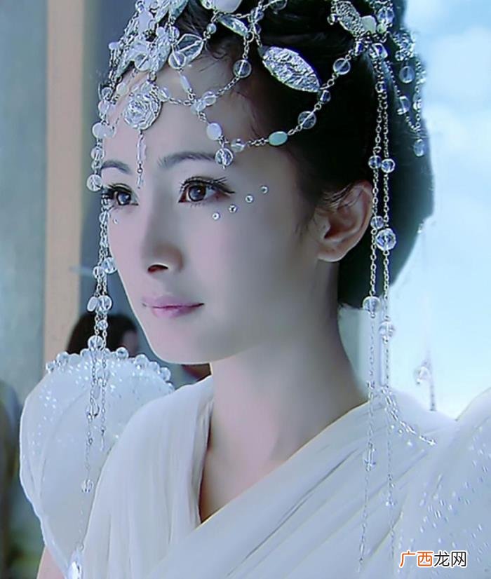 杨幂最早演的电视剧小时候，原来杨幂才是最早的星女郎