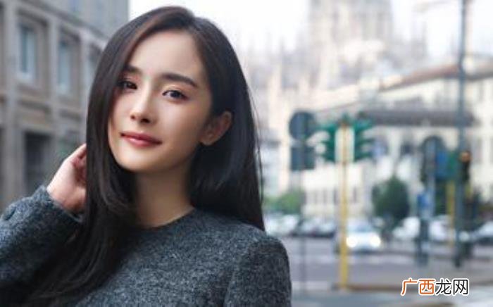杨幂最早演的电视剧小时候，原来杨幂才是最早的星女郎