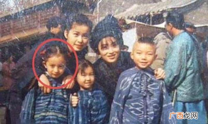 杨幂最早演的电视剧小时候，原来杨幂才是最早的星女郎