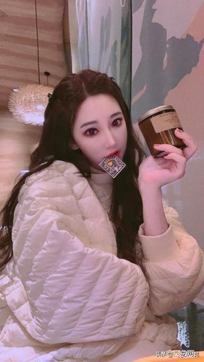 曾经的斗鱼一姐有多惨 斗鱼郭mimi