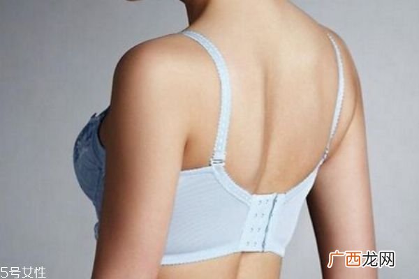 孕期女性乳晕加深是怎么回事