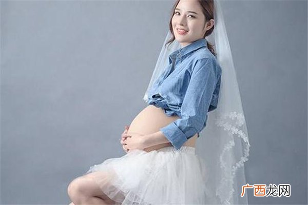 怀孕期孕妇脚心疼是怎么回事