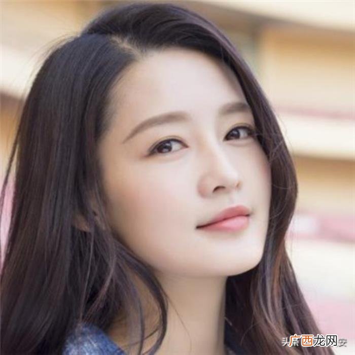 为什么都尬吹李沁的演技，不要再问李沁为什么不红了