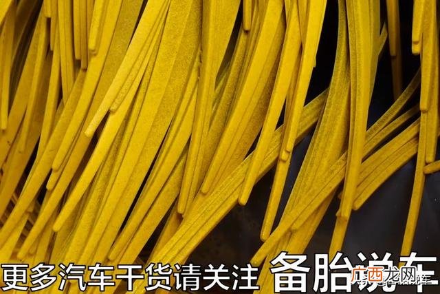 被鸟屎腐蚀的车漆还能恢复吗,去洗车店洗车流程