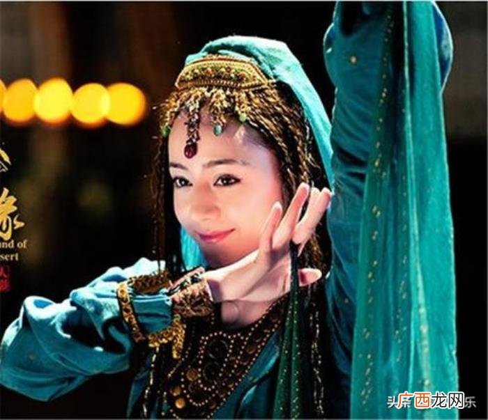 迪丽热巴圈中好友，新疆美人迪丽热巴的10年上位史
