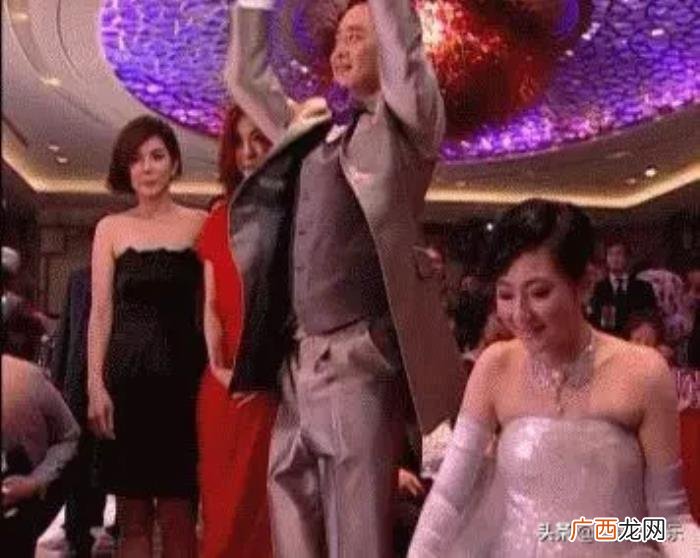 SHE任家萱拍戏意外烧伤 she被烧伤