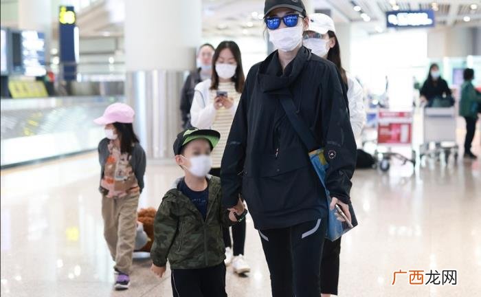 45岁梅婷与老公罕同框 梅婷现任老公