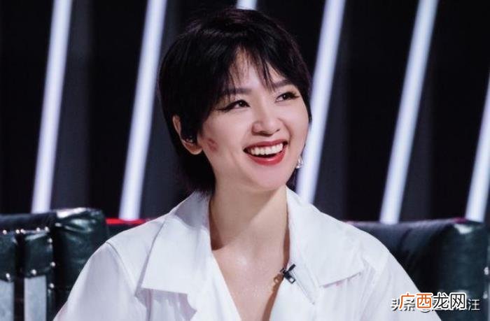 李宇春现在比不过周笔畅，周笔畅和李宇春再次碰面