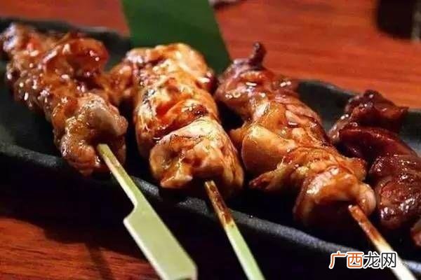 想开个小吃店哪种小吃比较火,现在投资什么小吃店比较赚钱