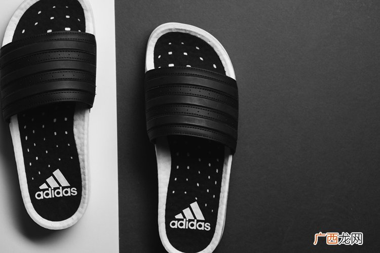 adidas Adilette Boost Slides价格多少钱