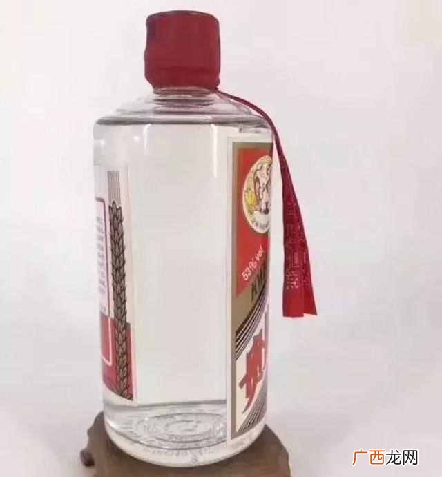 玻璃瓶定做需要多少钱,哪里可以定制玻璃瓶