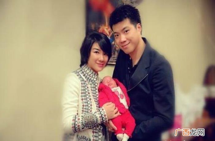 黄奕痛诉遭前夫孕期家暴 黄奕离婚了吗
