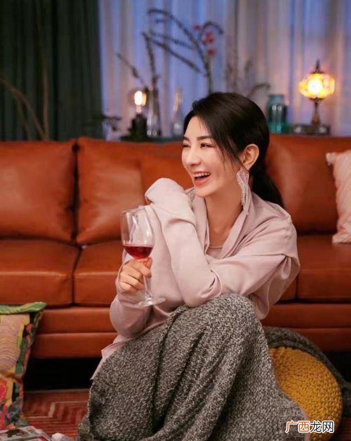 黄奕痛诉遭前夫孕期家暴 黄奕离婚了吗