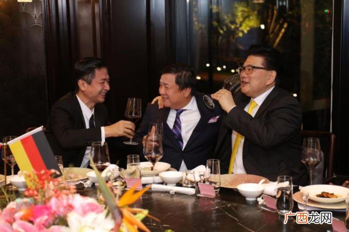 幕后组局人竟是黄奕前夫姜凯 黄奕老公姜凯