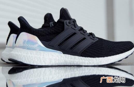 adidas各种boost鞋子有什么区别