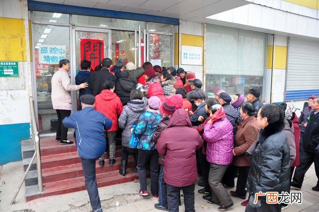 开什么店赚钱 县城开什么店比较赚钱又投资小