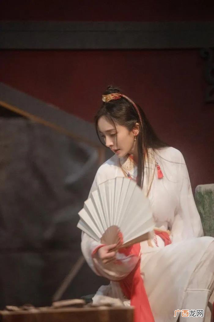 杨幂仙女古装图片，杨幂古装扮相为什么从不出错