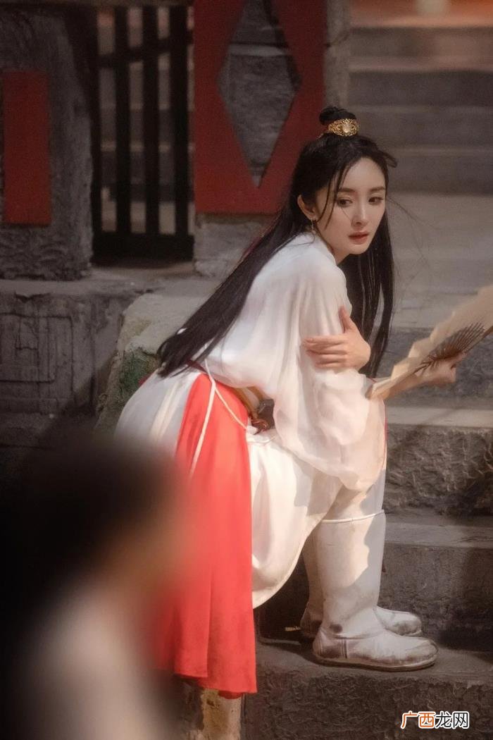 杨幂仙女古装图片，杨幂古装扮相为什么从不出错