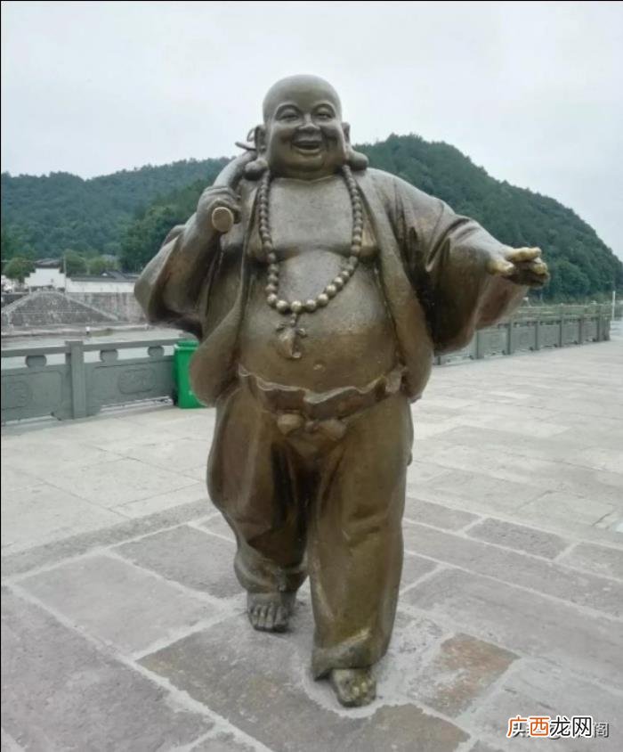 请你过目这十张图片 心烦图片