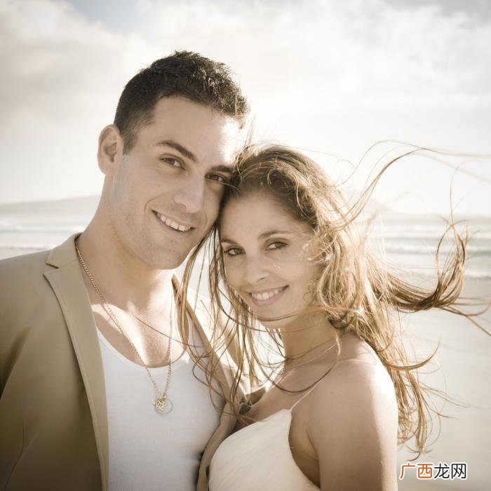 如果你正在经历着老公出轨 遇到老公出轨最好的解决办法