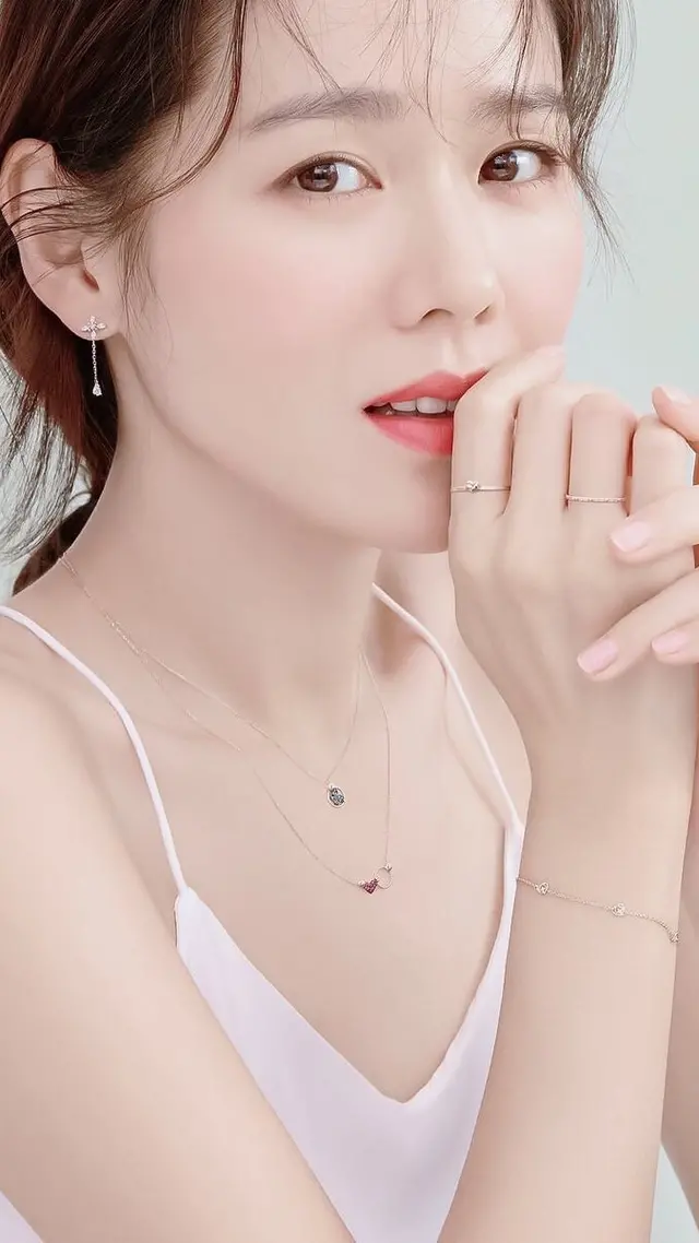 形容女人漂亮的成语,用成语形容女人的美美美