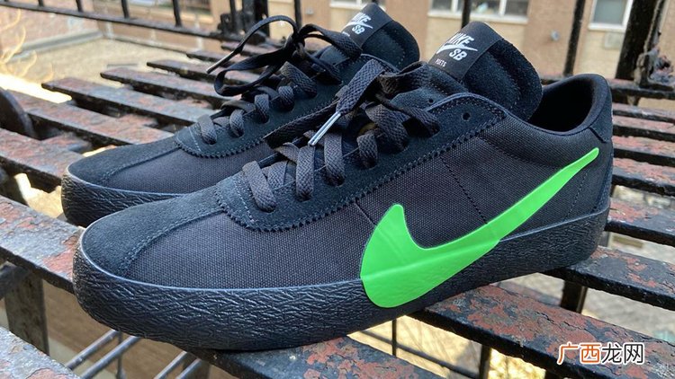 Poets x Nike SB Bruin发售日期
