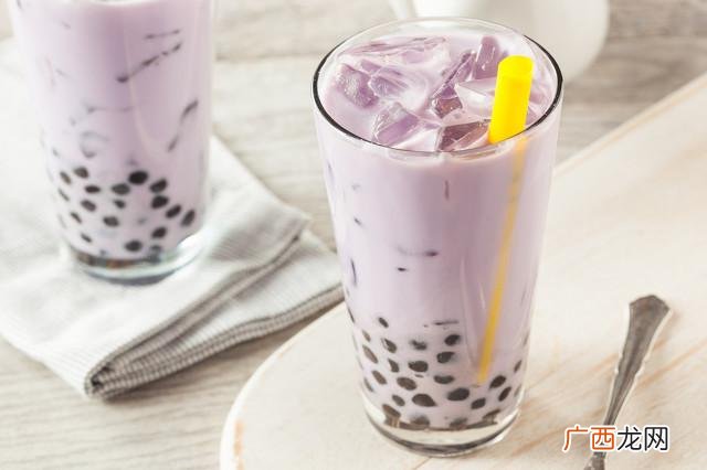 开个奶茶店风险大吗 开奶茶店加盟费多少