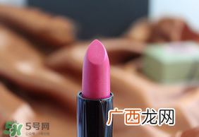 km唇膏孕妇可以用吗？km唇膏好不好？