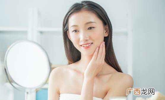 冬季皮肤缺水的原因 如何给肌肤补水?