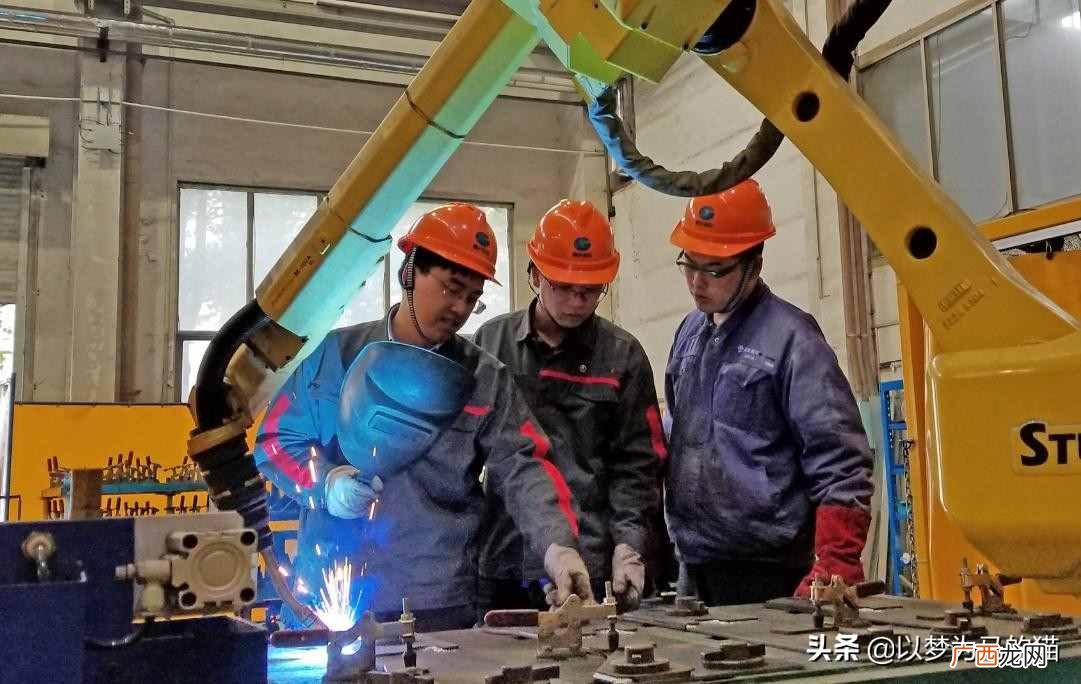 曝光2020就业率最高的8个专业 专科什么专业好就业男生