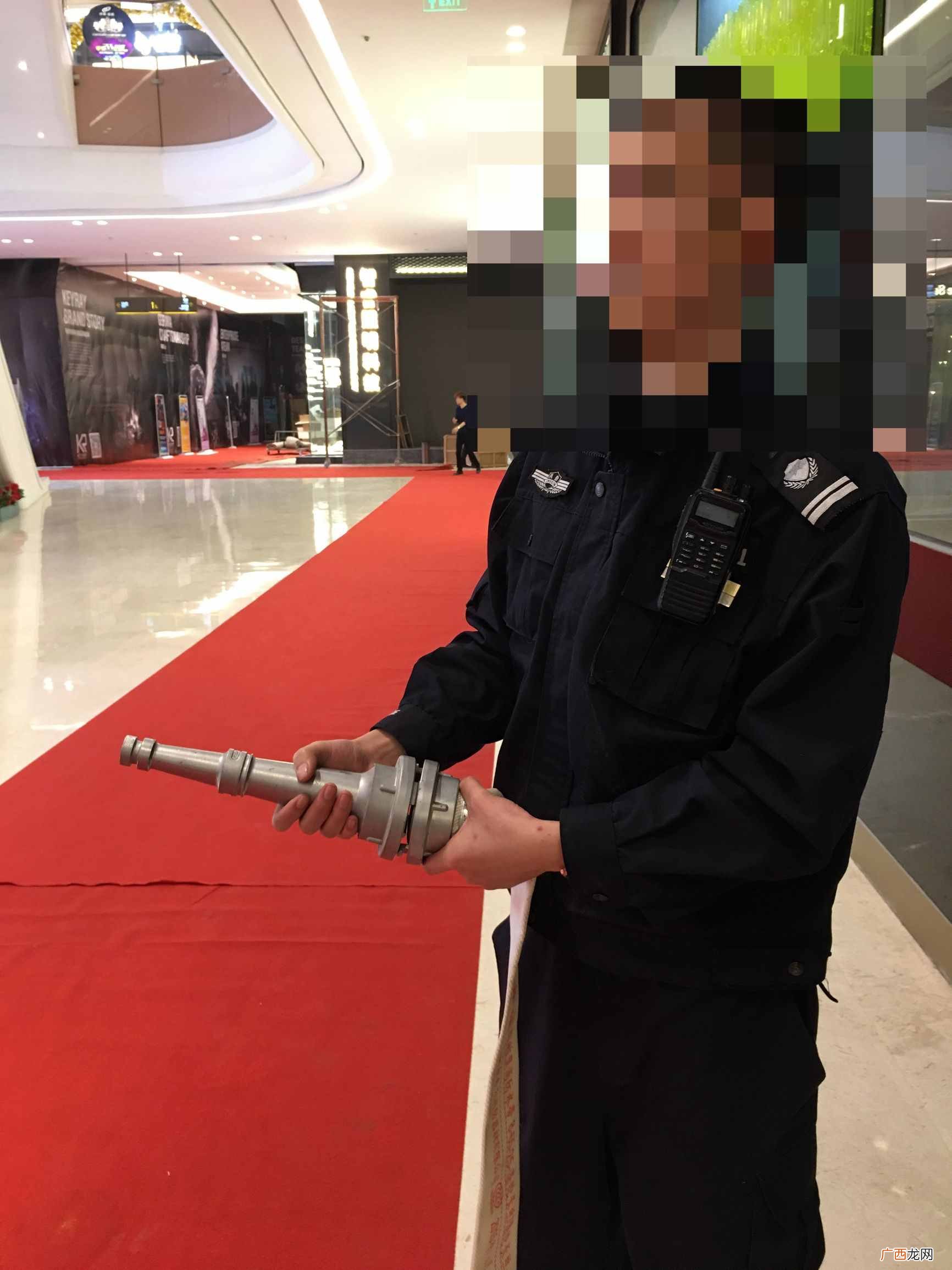 手把手教你其操作方法 讲解室内消火栓的使用方法