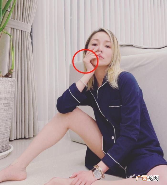 富婆萧亚轩睡衣照曝光 萧亚轩的图片