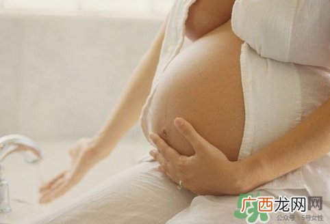 怀孕3个月老是想大便是怎么回事?正常吗?