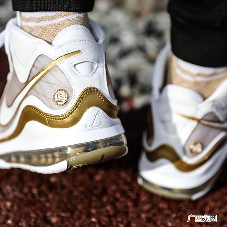 Nike LeBron 7 QS发售日期及发售价格