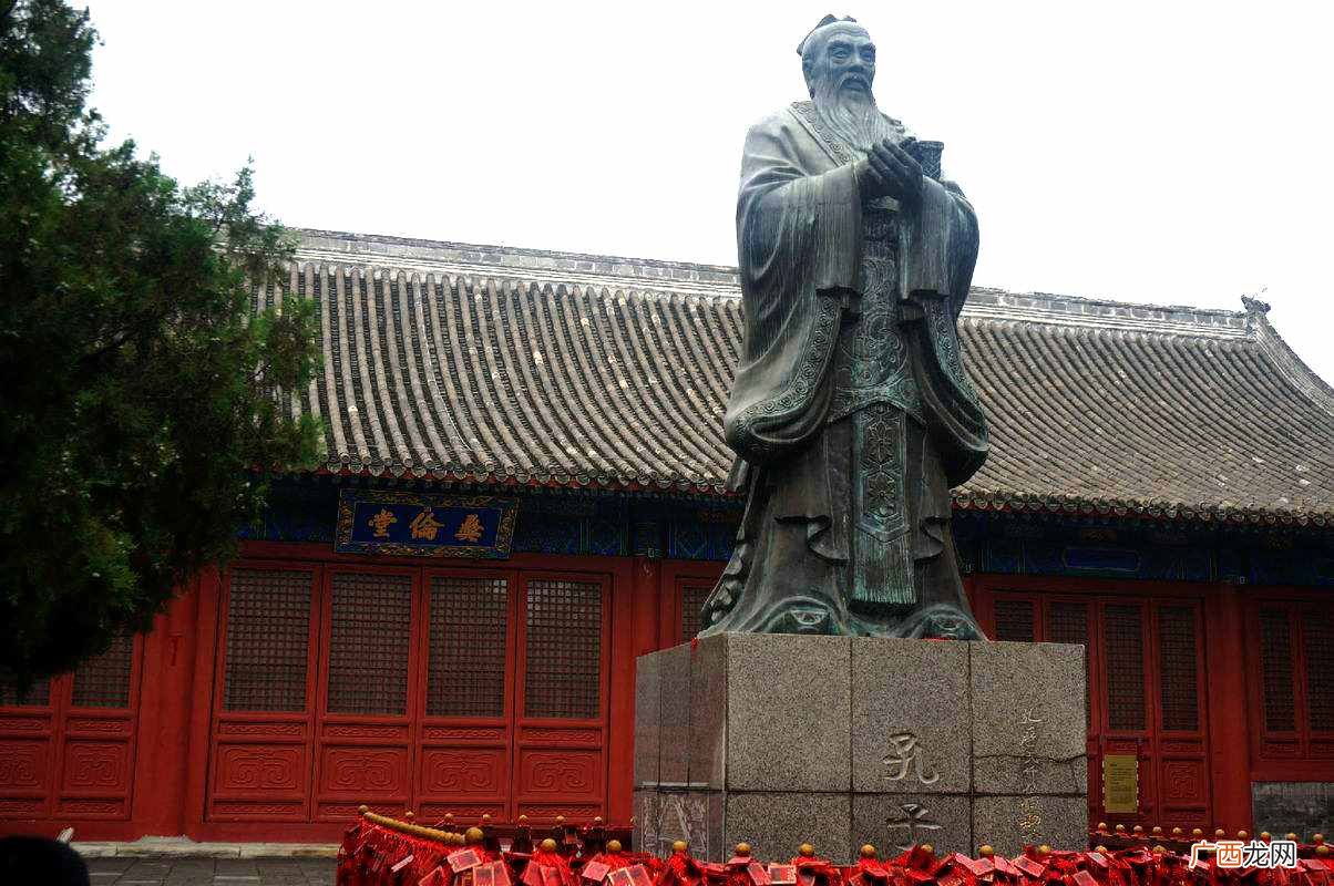 典故详解亦步亦趋的深意 亦步亦趋的意思是什么解释一下