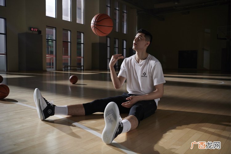 Converse All Star Pro BB谍照欣赏
